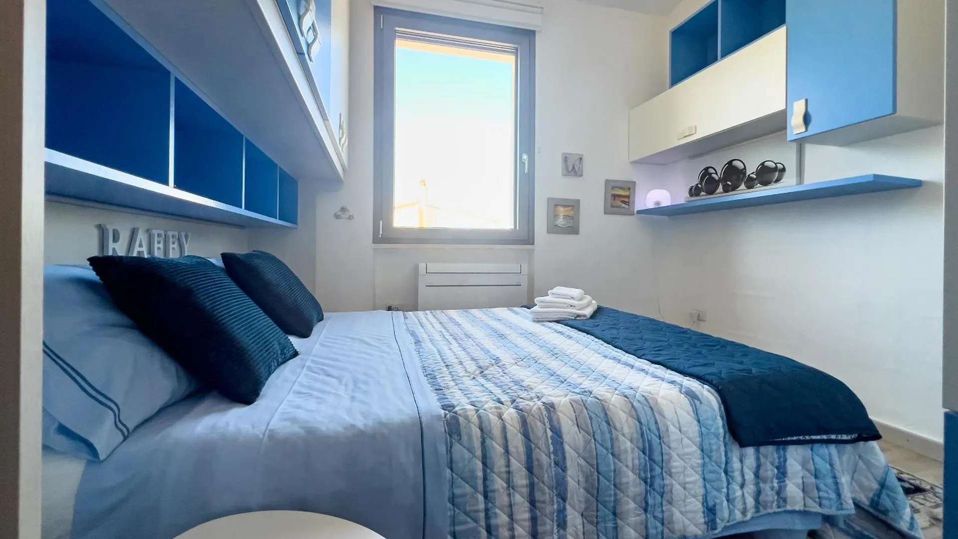 Villa Letizia Santa Luria Sea View - Iun R9232 Quartu Sant'Elena 0*,  Italy
